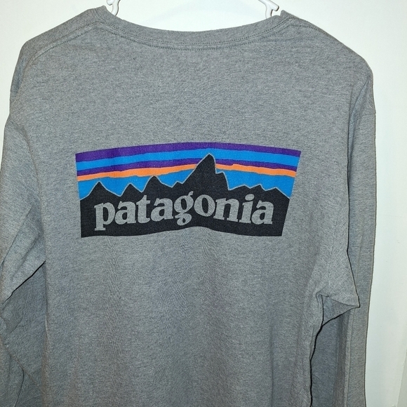 Patagonia Men's Regular Fit Long Sleeve Graphic Logo T-Shirt Gray size medium - Picture 5 of 5